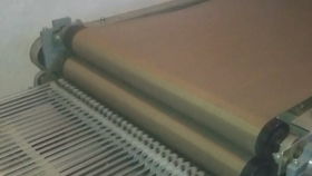 圓形涼皮機,全自動搟面皮機廠家直銷鄭州通利食品機械