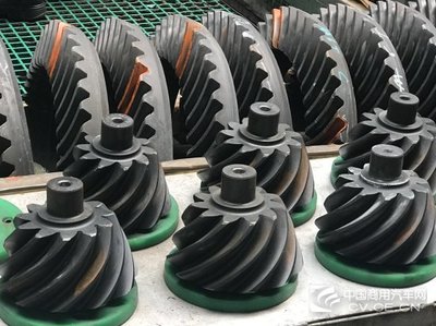 本網走進解放大本營 探尋J6十年銷售70萬輛的奧秘